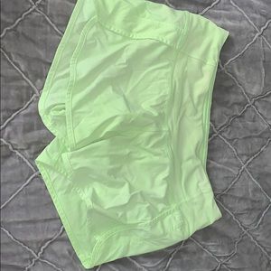 Lululemon speed up shorts size 4